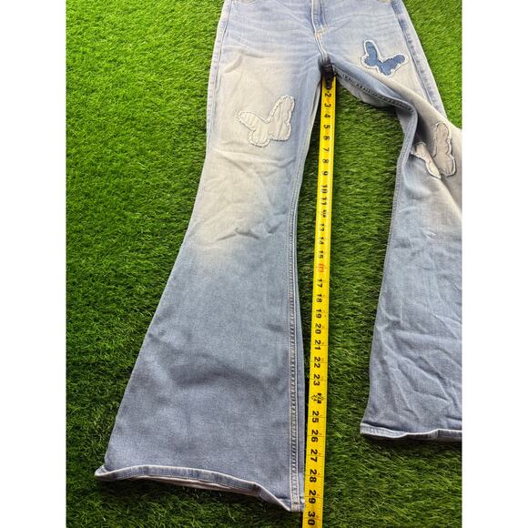 Hollister Womens Curvy High Rise Vintage Flare Jeans Butterfly Light Wash 9R W29 - Picture 5 of 9